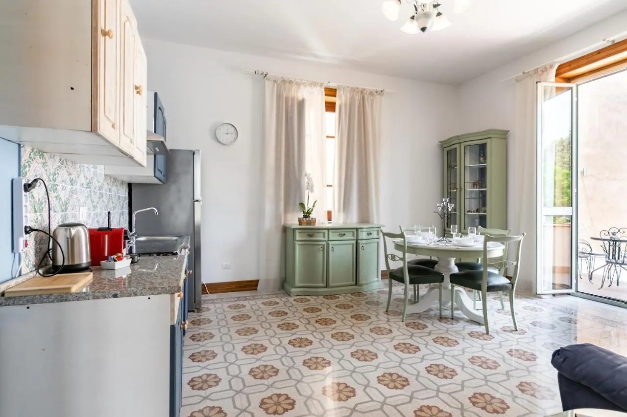 Botanical Gardens And Villa Giulia Lovely Apartments パレルモ
