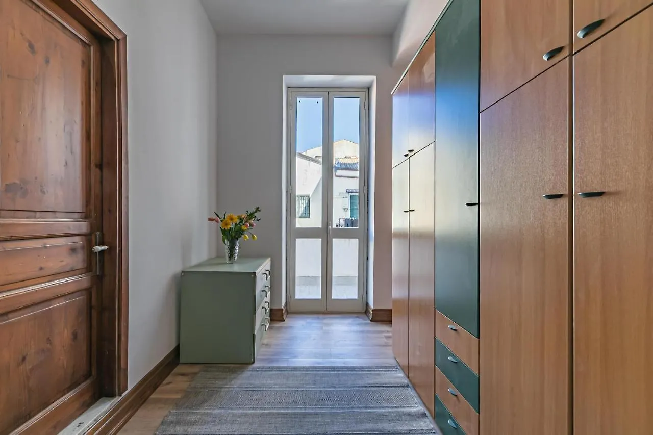 Botanical Gardens And Villa Giulia Lovely Apartments パレルモ