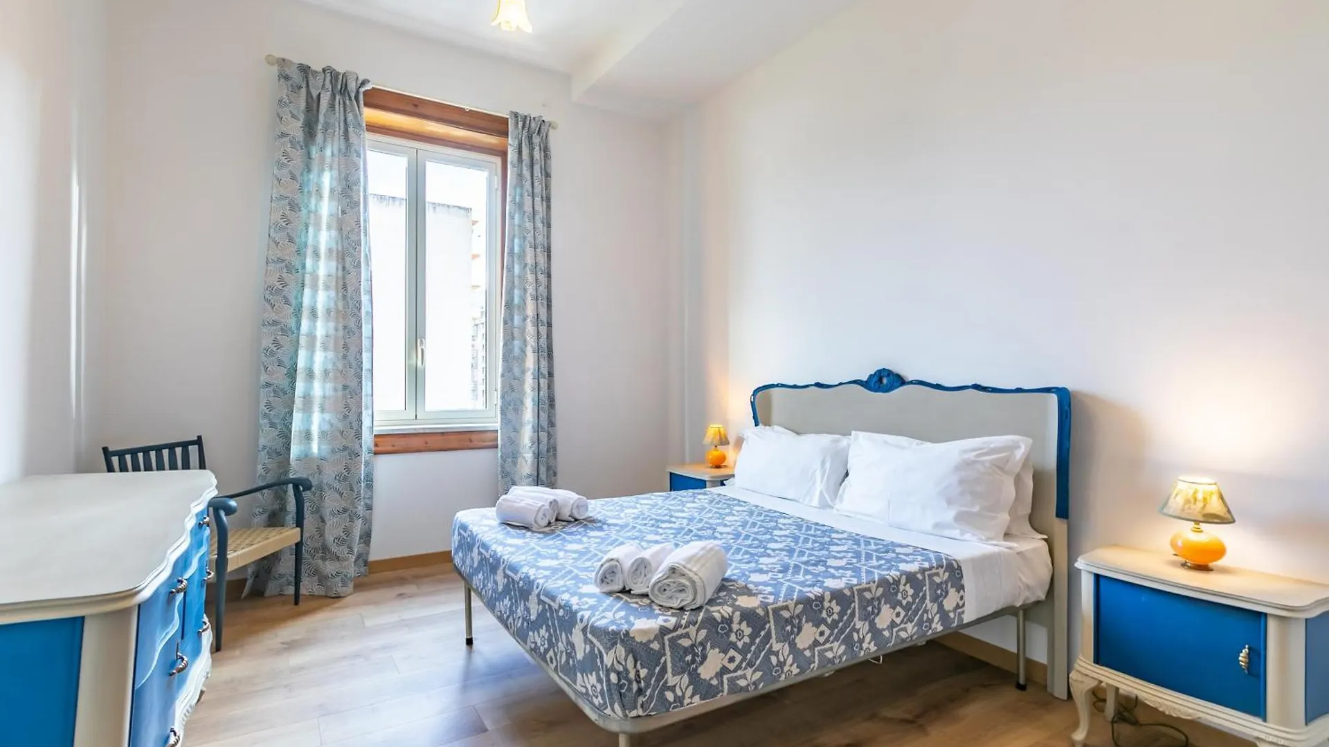 Botanical Gardens And Villa Giulia Lovely Apartments パレルモ
